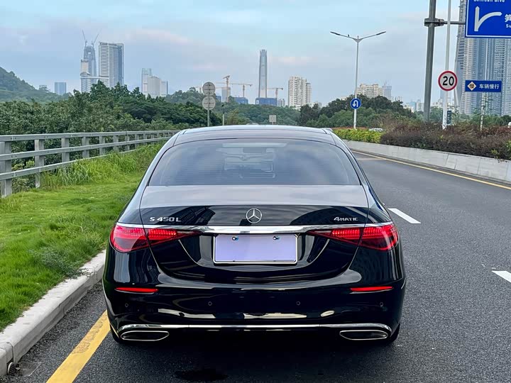 Фото 5 - Mercedes-Benz S-Class