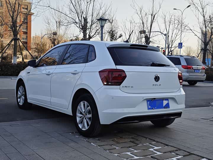 Фото 4 - Volkswagen Polo