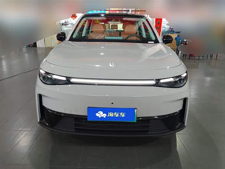 Фото 2 - Leapmotor C10