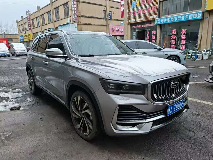 Фото 2 - Geely Monjaro