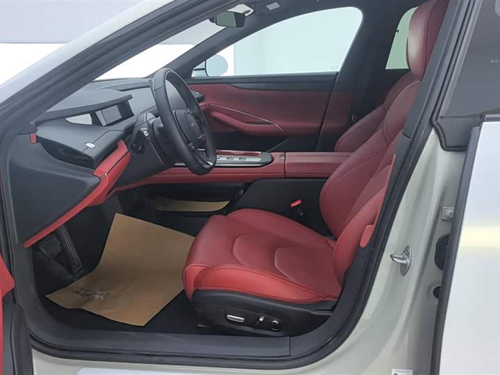 Фото 9 - Xiaomi SU7