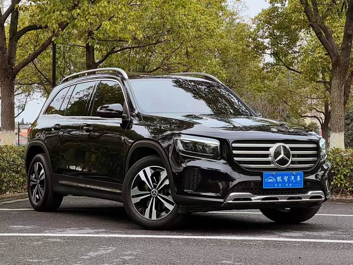 Фото 9 - Mercedes-Benz GLB-Class