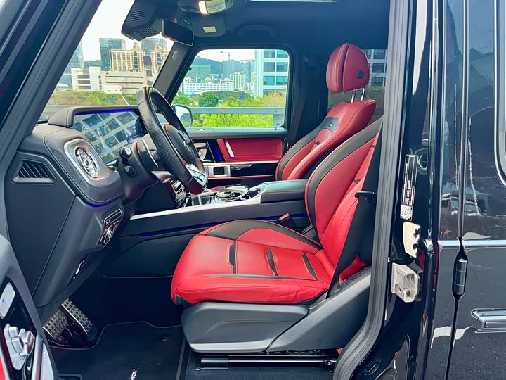 Фото 7 - Mercedes-Benz G-Class AMG