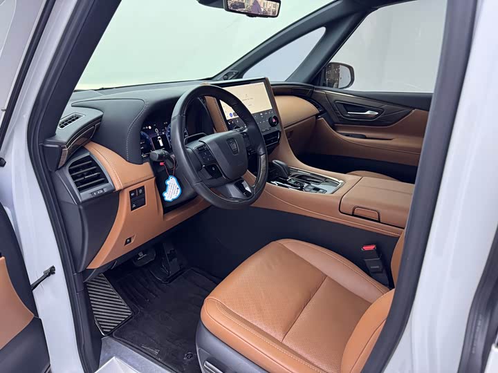 Фото 4 - Toyota Vellfire