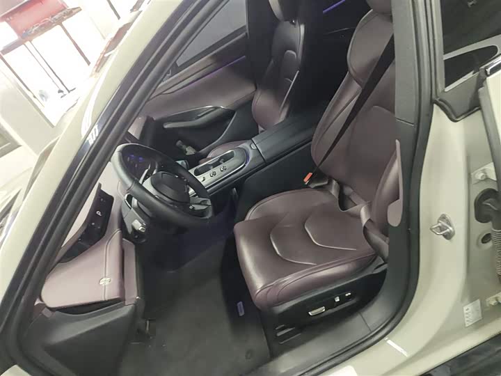 Фото 8 - Xiaomi SU7