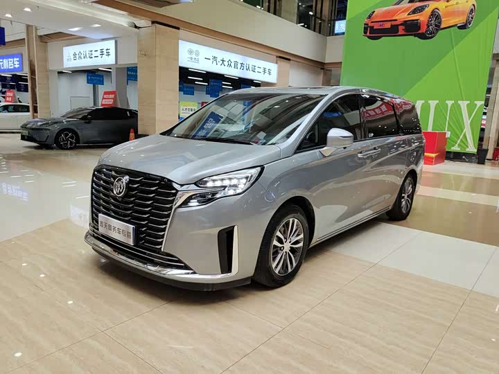 Фото 1 - Buick GL8 ES