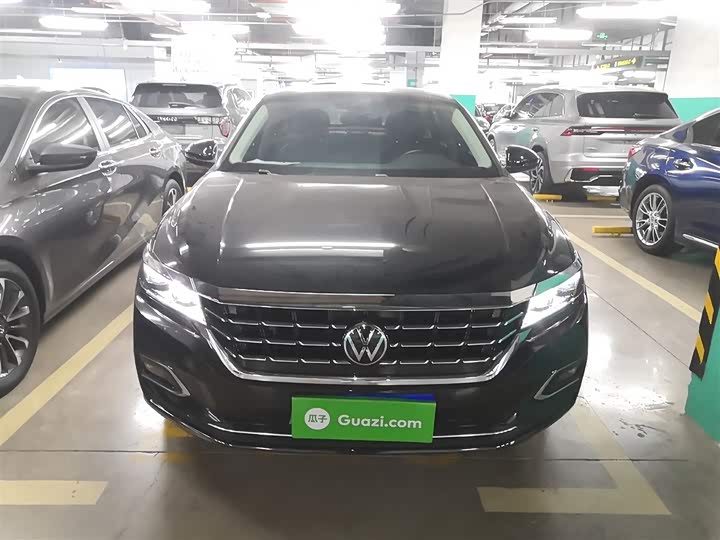 Фото 3 - Volkswagen Passat