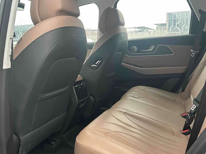 Фото 6 - Chery Tiggo 8L