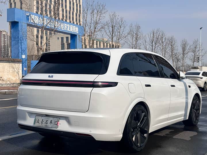 Фото 7 - LiXiang L7