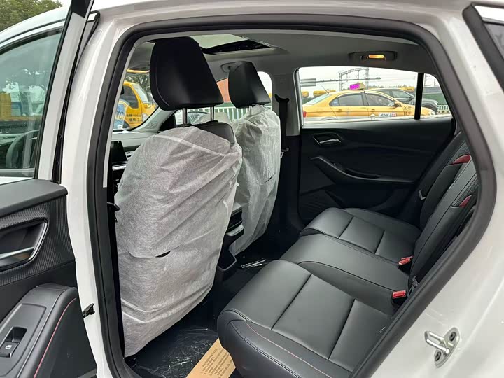 Фото 8 - MG Motor 5