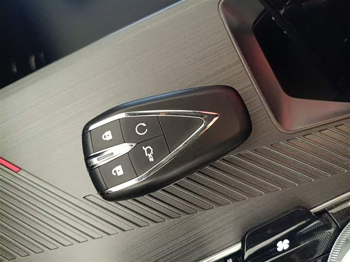 Фото 9 - Changan Oshan Z6