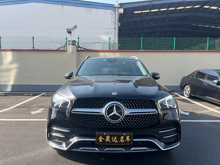 Фото 1 - Mercedes-Benz GLE-Class