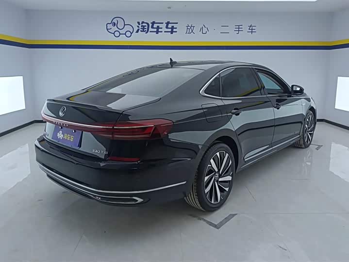 Фото 3 - Volkswagen Passat