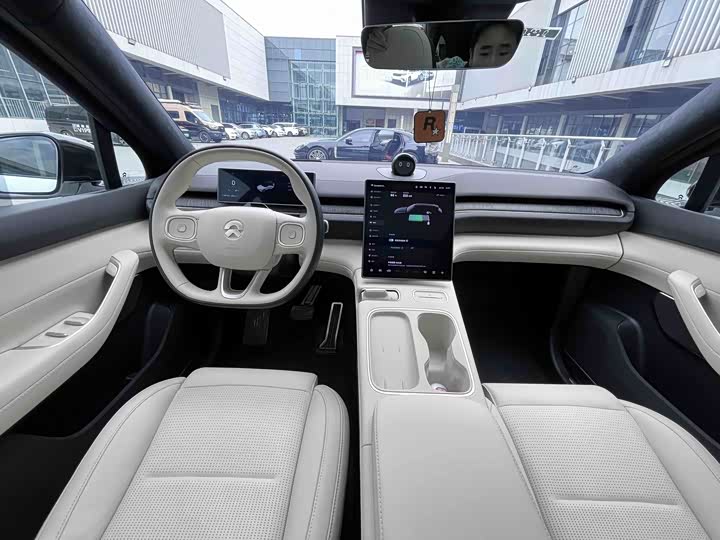 Фото 5 - Nio ES6