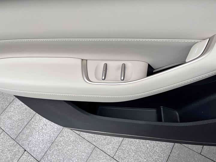 Фото 7 - Nio ES6