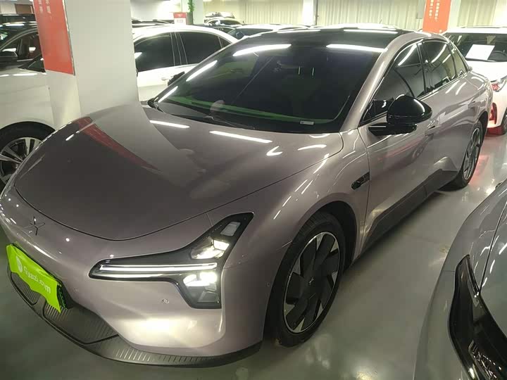 Фото 1 - XPeng Mona M03