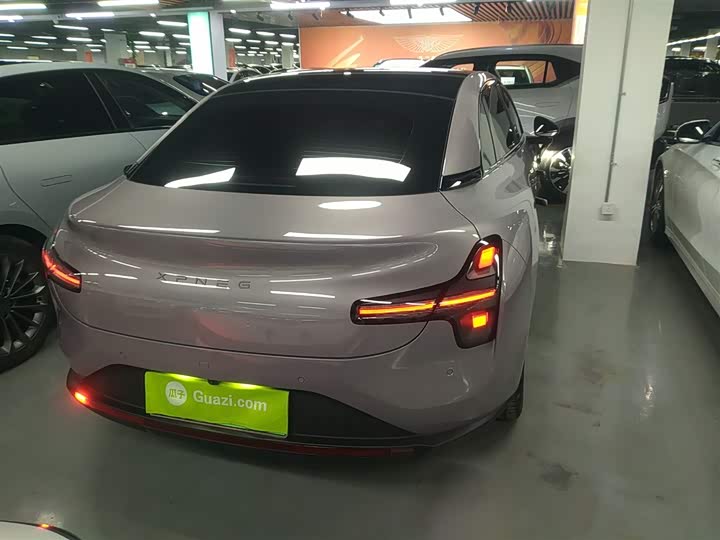 Фото 6 - XPeng Mona M03