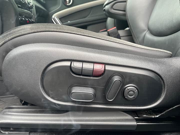 Фото 8 - Mini Countryman JCW