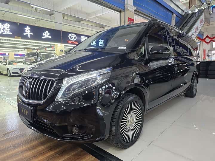 Фото 1 - Mercedes-Benz Vito