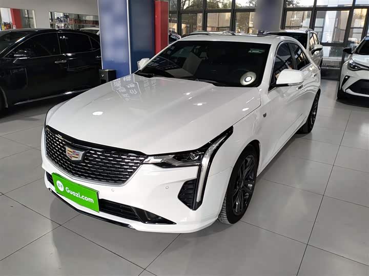 Фото 2 - Cadillac CT4