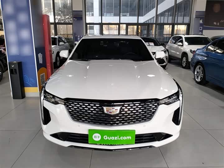 Фото 3 - Cadillac CT4