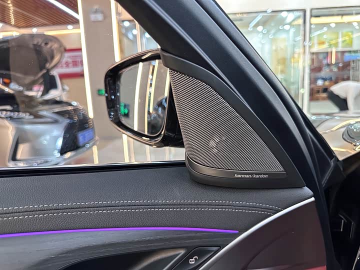 Фото 8 - BMW 5 Series