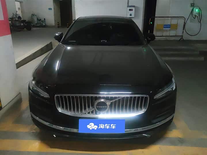 Фото 2 - Volvo S90