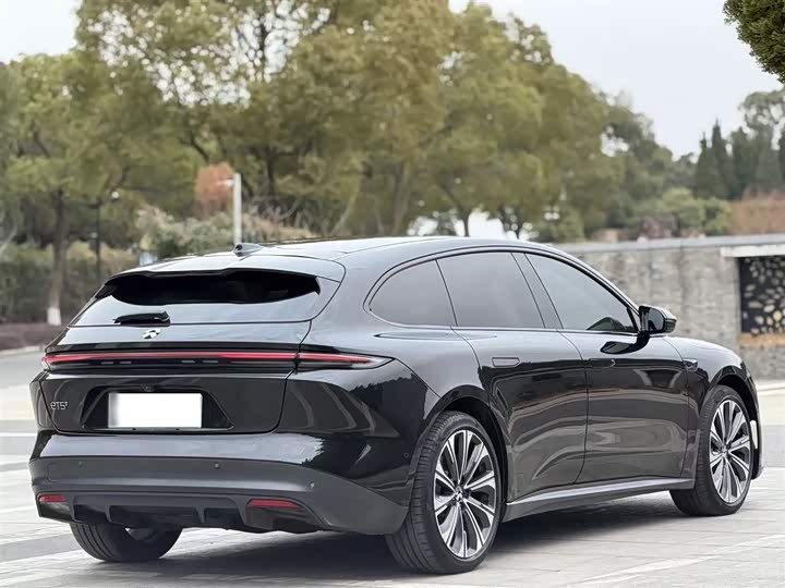 Фото 7 - Nio ET5T