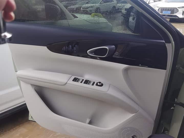 Фото 7 - Geely Galaxy Geome