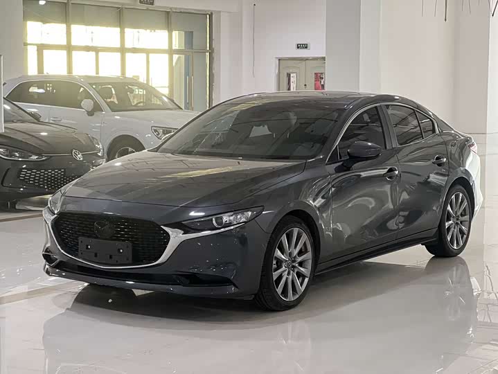 Фото 1 - Mazda 3 (Axela)