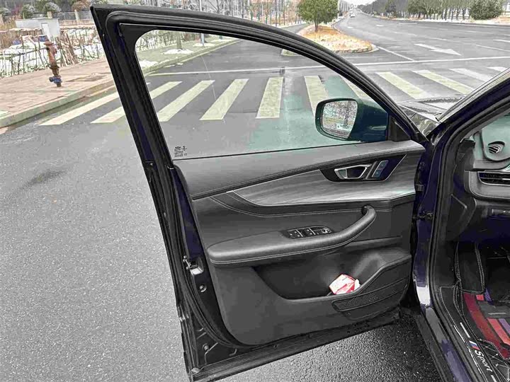 Фото 6 - Chery Tiggo 8 Plus