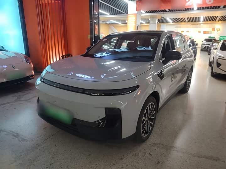 Фото 2 - Leapmotor B10