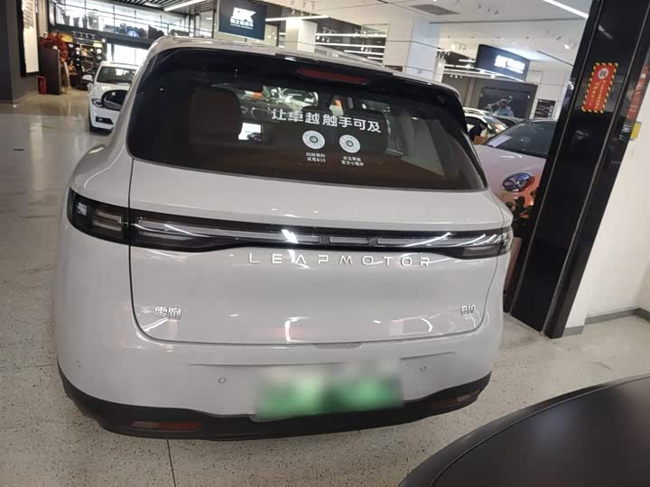 Фото 6 - Leapmotor B10