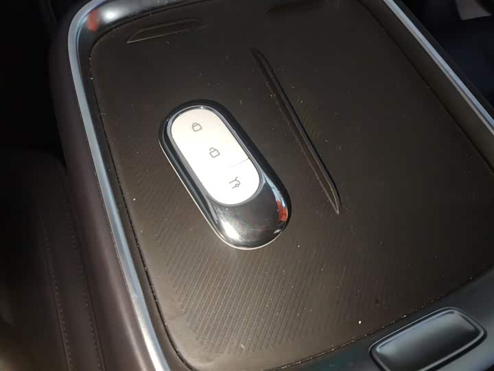 Фото 9 - Leapmotor B10