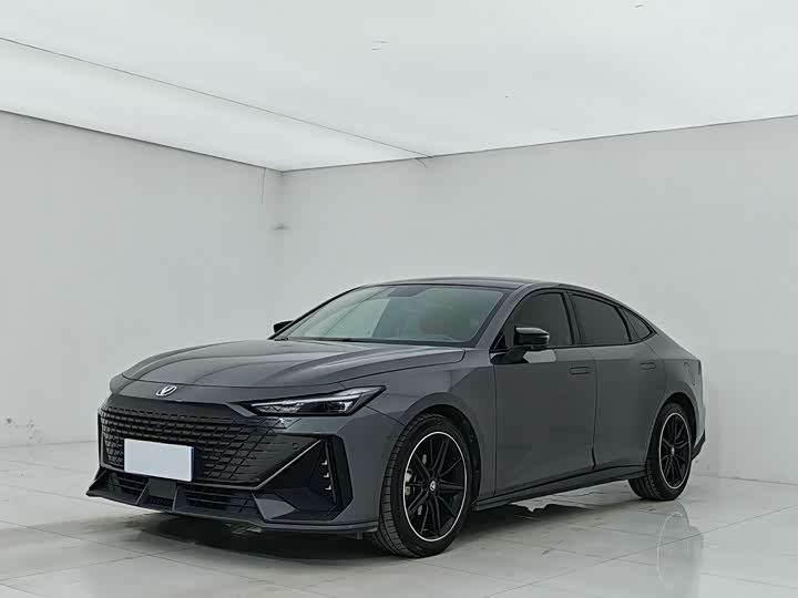 Фото 1 - Changan UNI-V