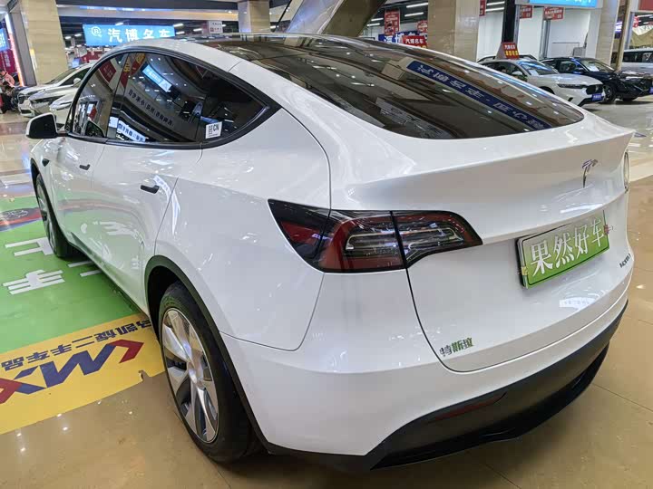 Фото 7 - Tesla Model Y