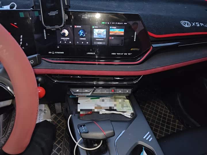 Фото 6 - Changan X5 Plus