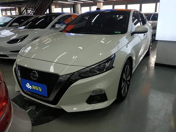 Фото 2 - Nissan Teana