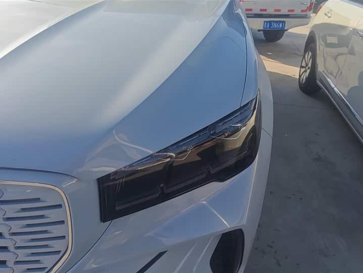 Фото 5 - Geely Monjaro