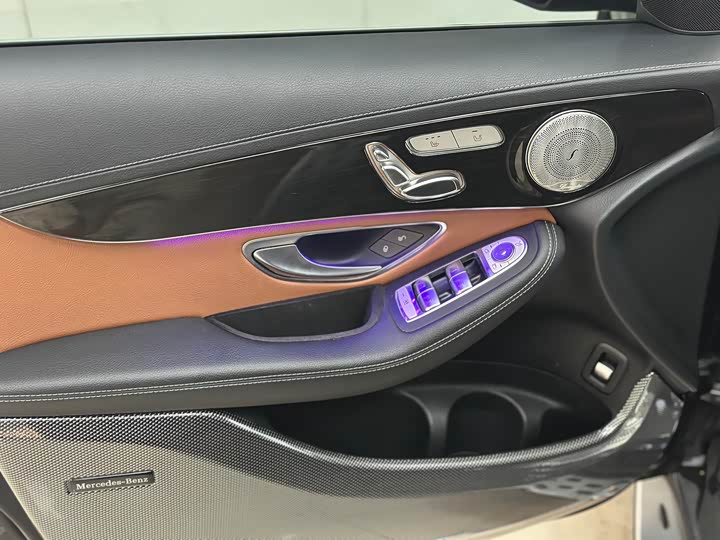 Фото 5 - Mercedes-Benz GLC-Class