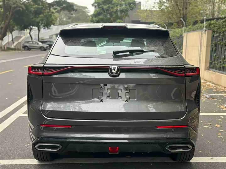 Фото 5 - Changan UNI-Z Hybrid