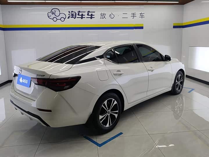 Фото 3 - Nissan Sylphy