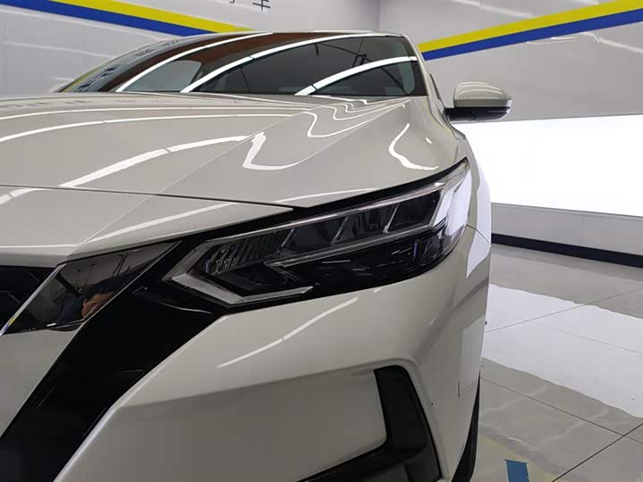 Фото 5 - Nissan Sylphy