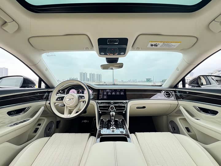 Фото 8 - Bentley Flying Spur