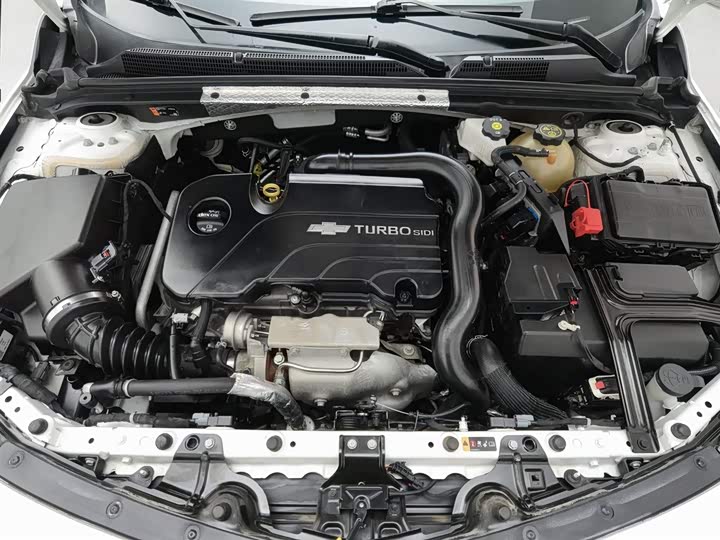 Фото 6 - Chevrolet Malibu XL