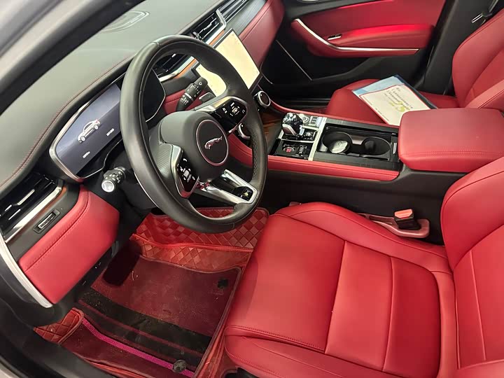 Фото 3 - Jaguar XF L