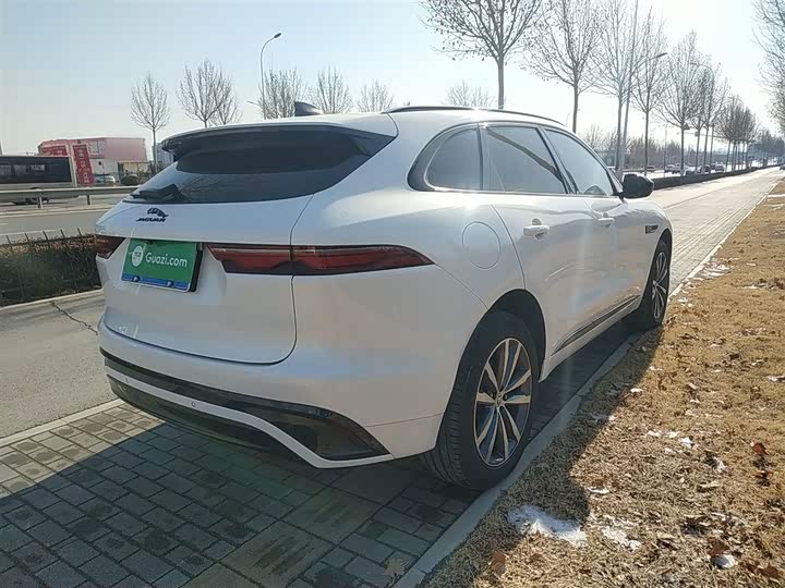 Фото 7 - Jaguar F-Pace