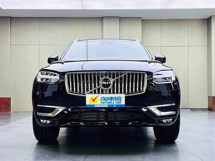 Фото 2 - Volvo XC90