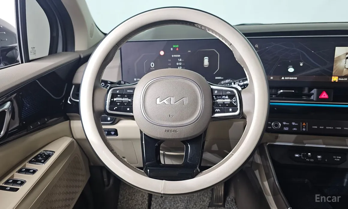 Фото 13 - Kia Carnival