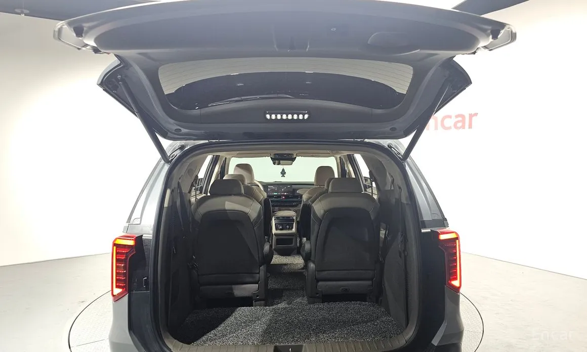 Фото 20 - Kia Carnival